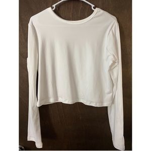 White long sleeve crop shirt